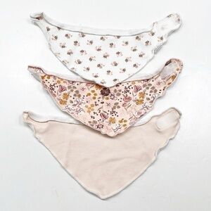 Kyle & Deena baby girl bandana bibs